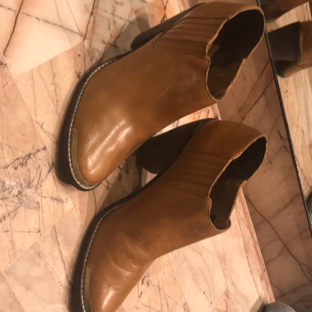 Dolce vita booties